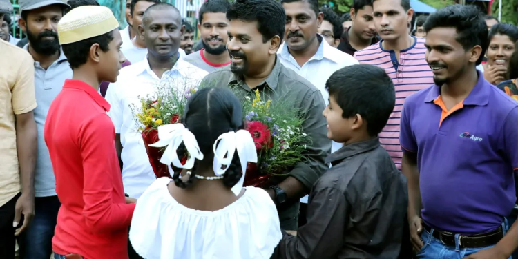 Le chef de parti de gauche du JVP invité d’honneur de l’Inde !