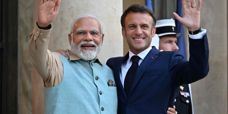 මුස්ලිම් විරෝධී නීතියක් නිසා ඉන්දියාව ඇවිලේ !