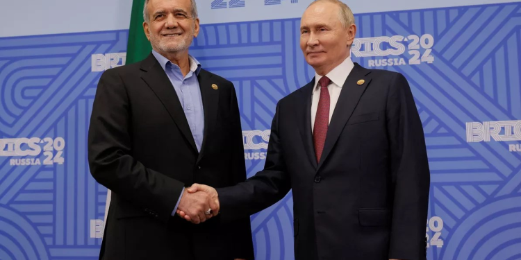 ඉරානය හා රුසියාව උපායමාර්ගික සහයෝගීතා ගිවිසුමකට අත්සන් තබයි!